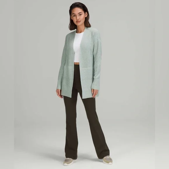 SOLD Lululemon Cashlu Sweater Wrap in Heathered Silver Blue Size M/L - Picture 5 of 8